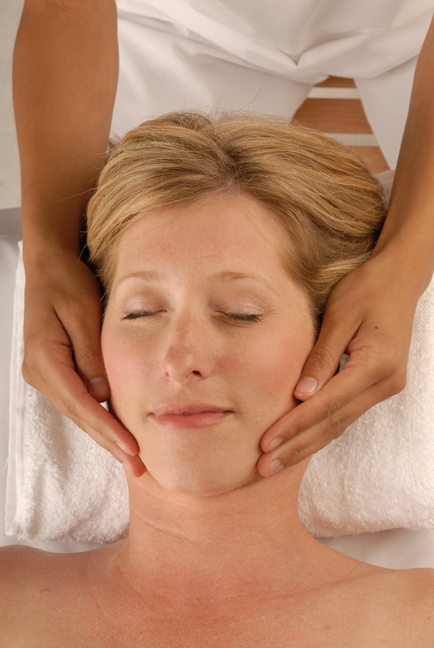 Facial head massage treatment